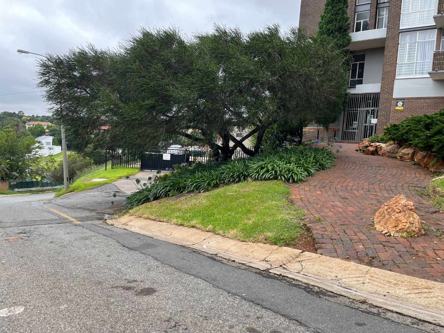 property-image
