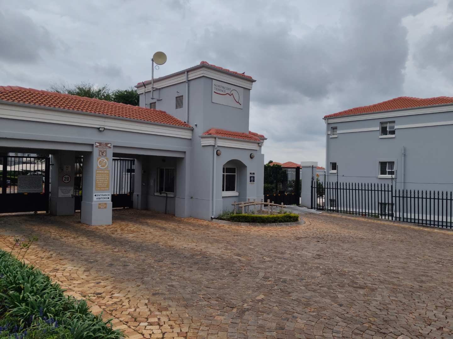 property-image