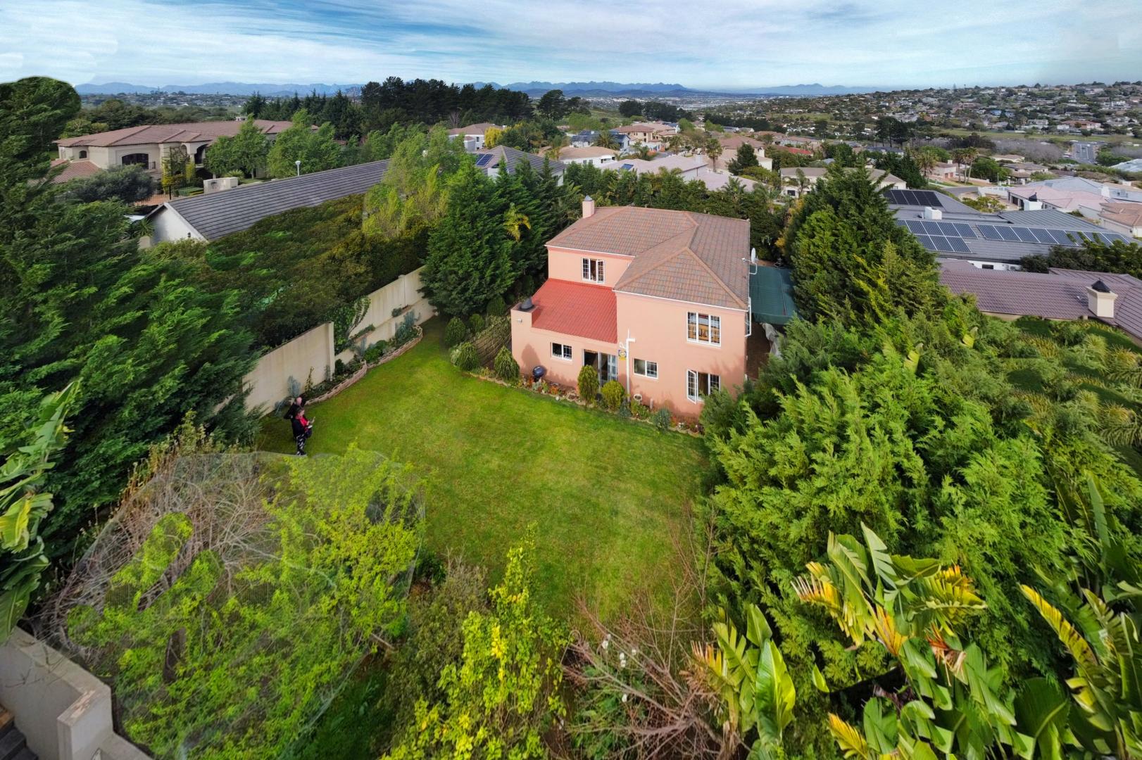 Van Riebeeckshof Property property and houses for sale in Van