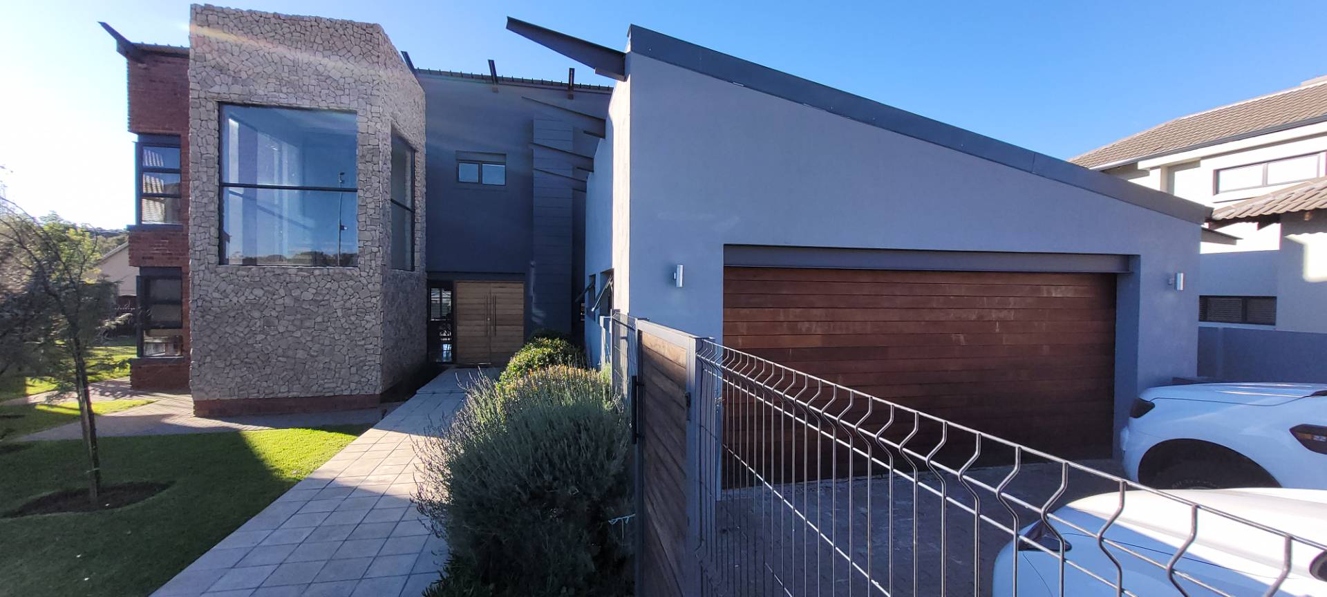 Bloemfontein House For Sale in Somerton Estate, Bloemfontein was listed for R4,200,000.00 on