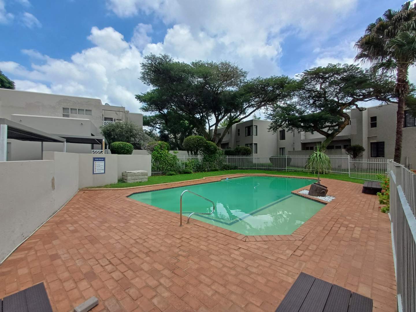 Stunning Modern 2-Bedroom Home for Sale/Rent – Your Ideal Living Space Awaits!