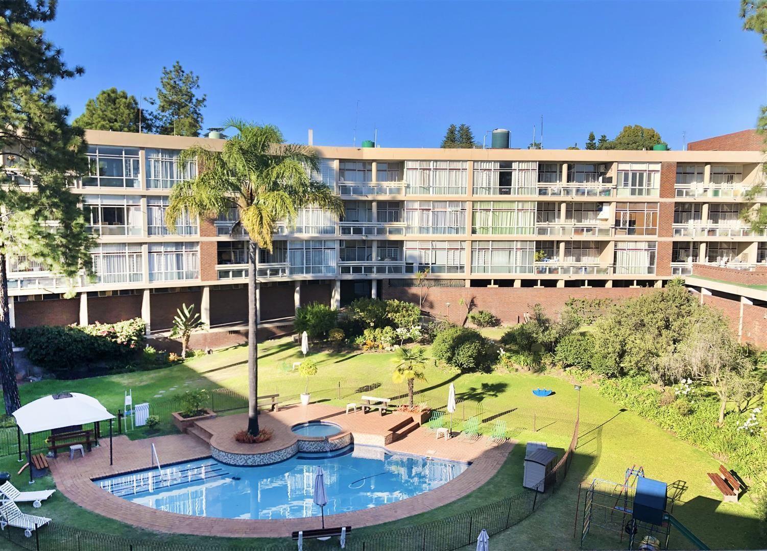 2 Bedroom Apartment For Sale in Glenhazel for R1,450,000 1961227