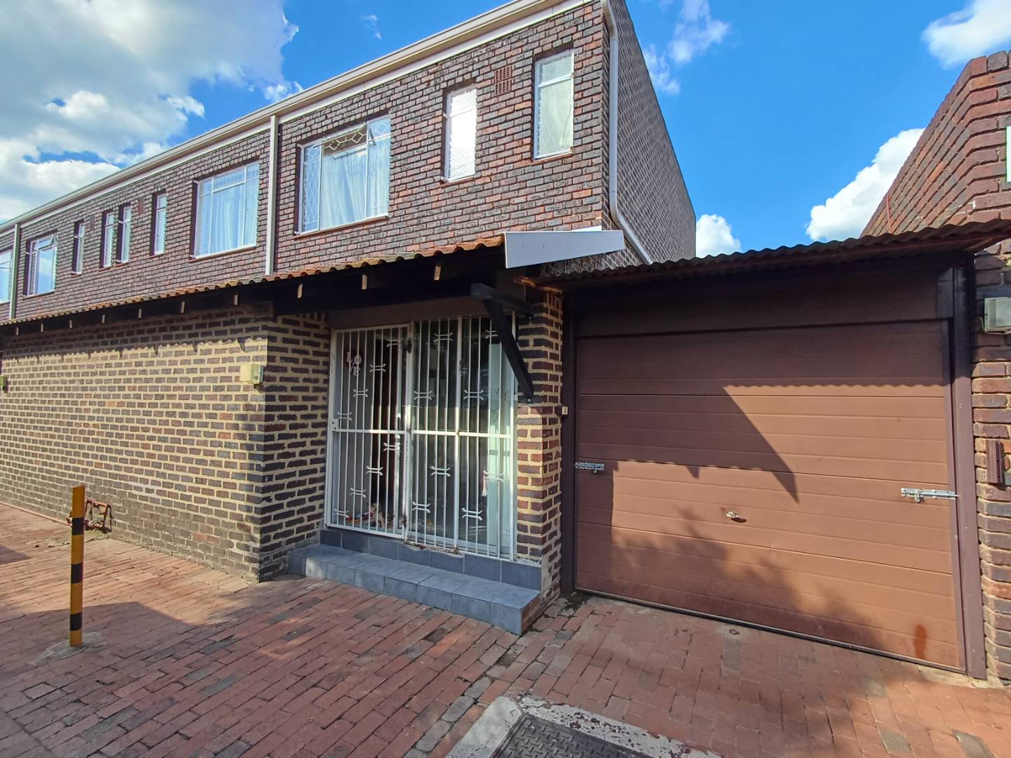 2 Bedroom Townhouse For Sale in Dayanglen 2205805 MyProperty