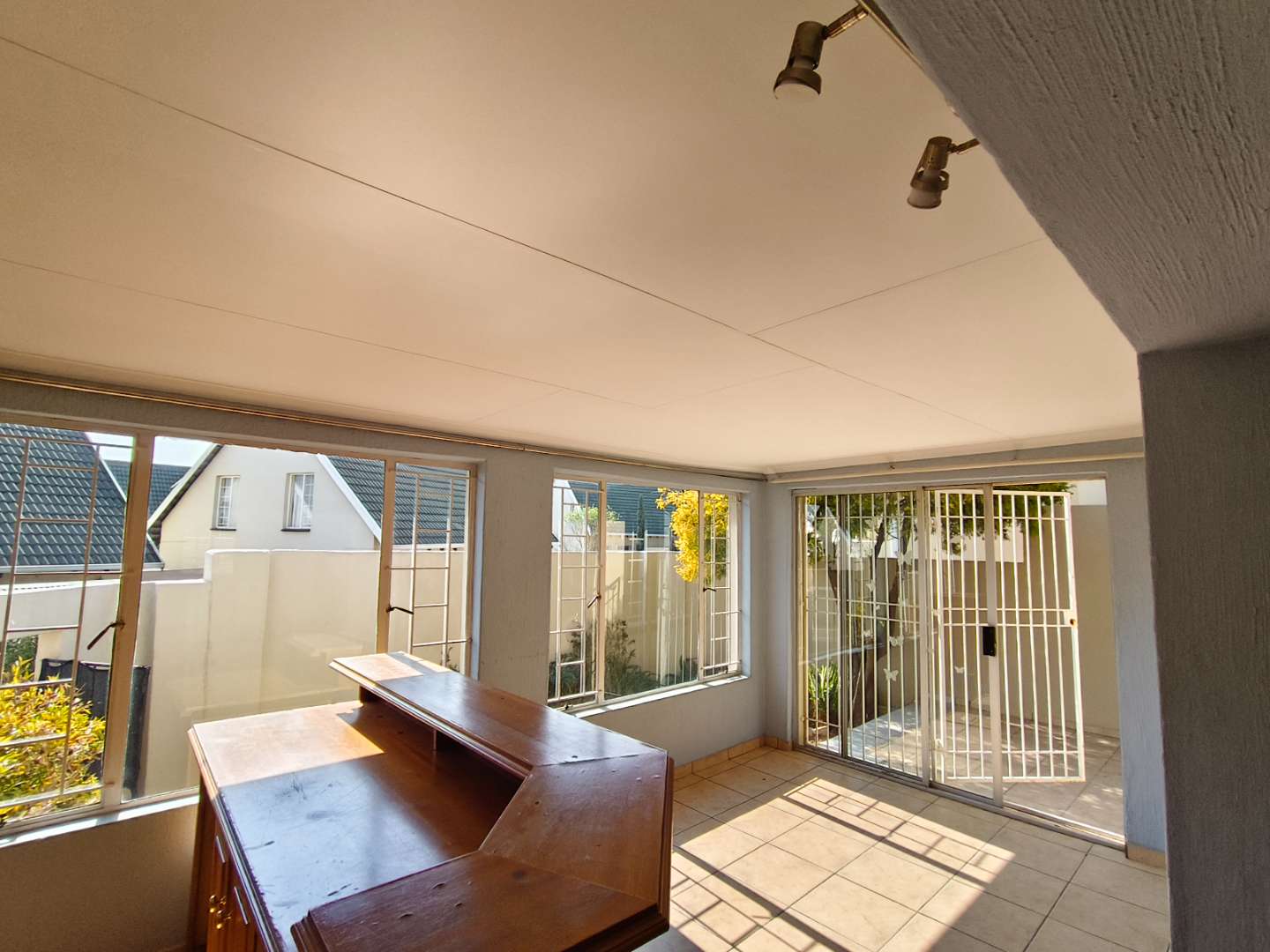 property-image