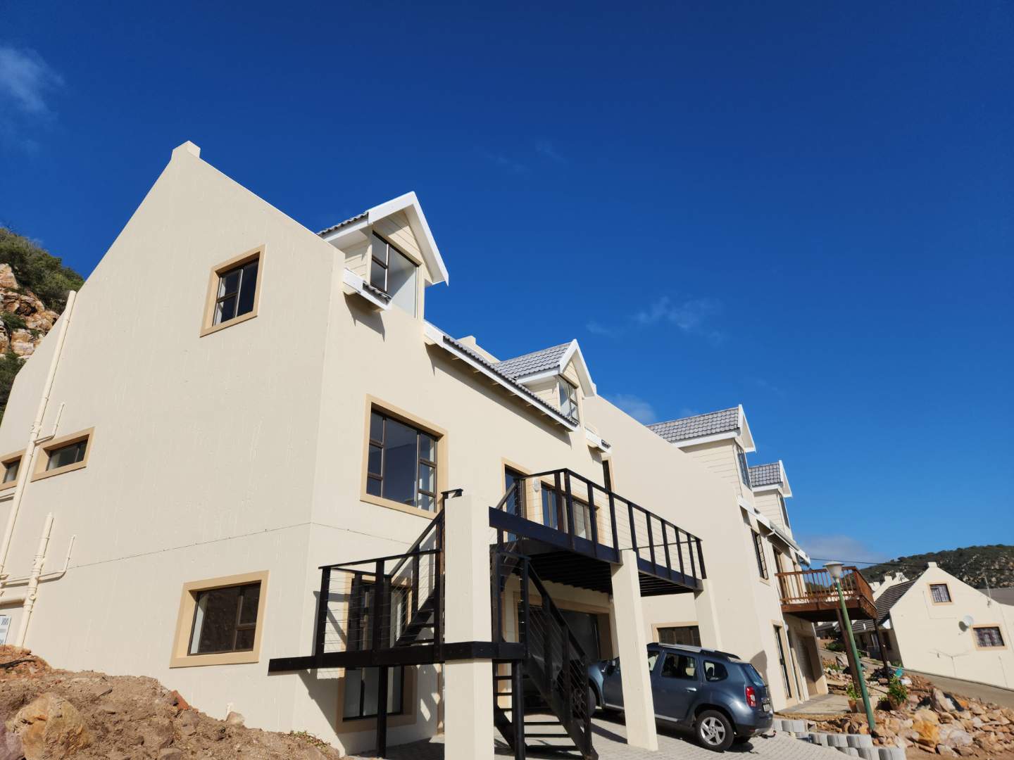 3 Bedroom House in Vakansieplaas For Sale R2,890,000 2157744