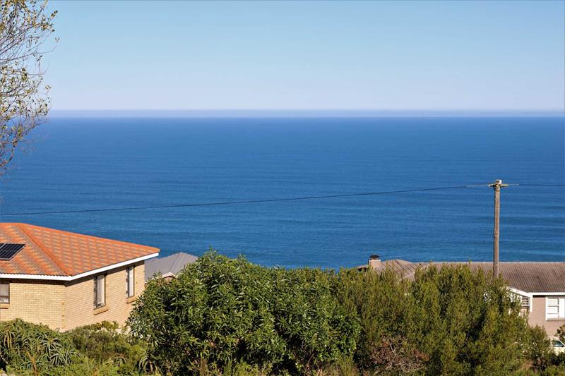 1,052m² Vacant Land Residential in Dana Bay, Mossel Bay For Sale for R
