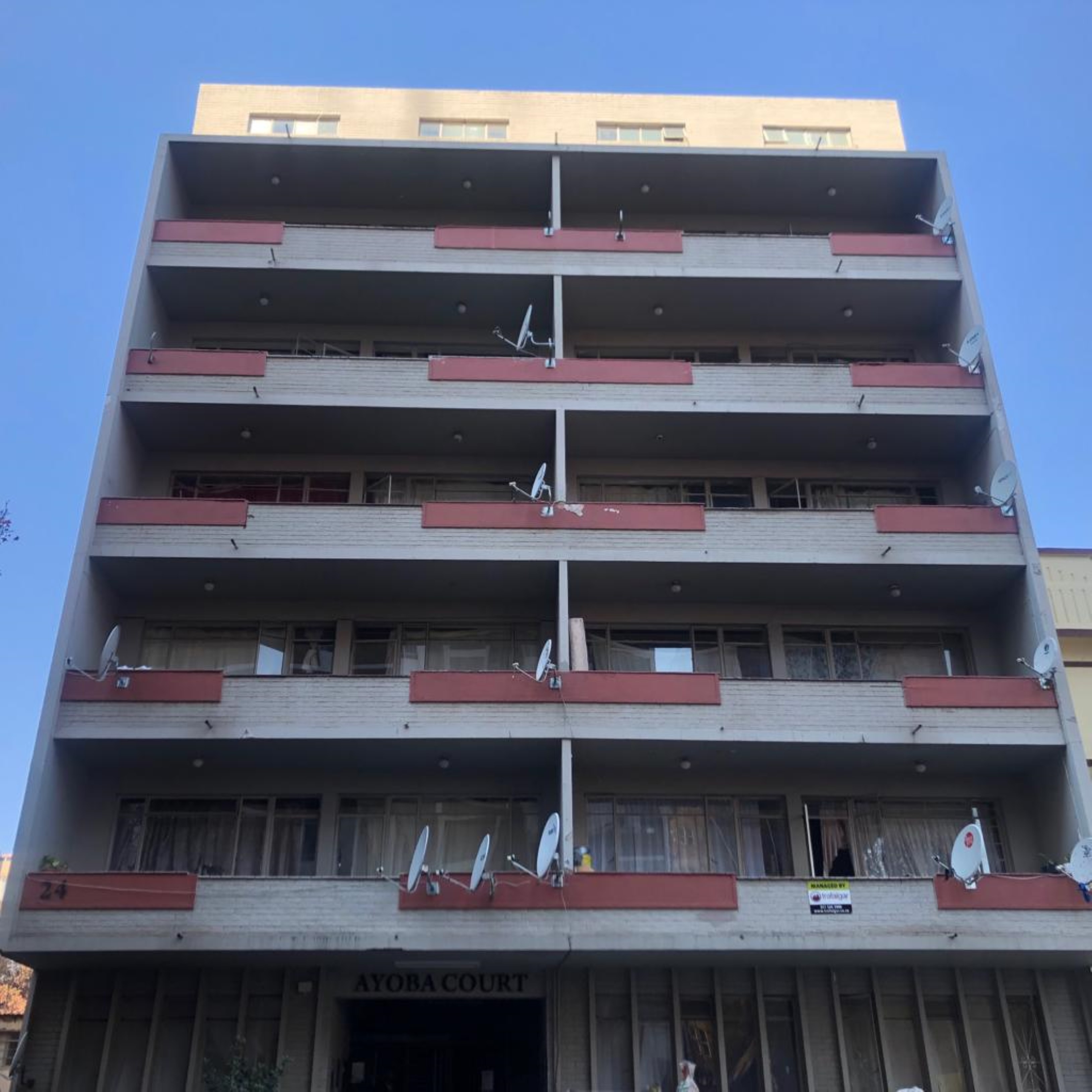 Charming Flat To Rent in Berea with Secure Parking & 24hr Security