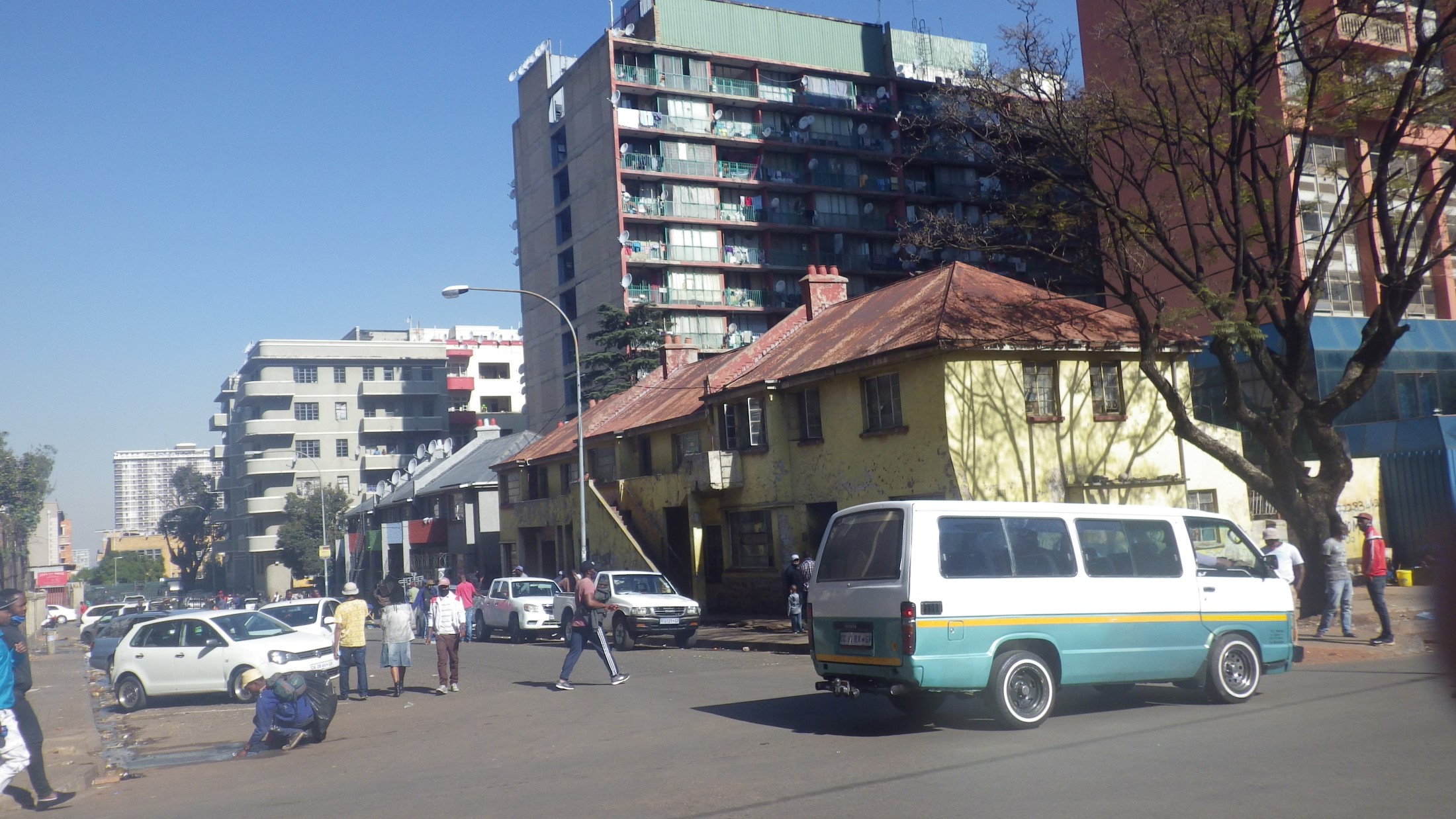 Spacious 1Bed Flat To Rent in Hillbrow with Sunlit Eastern Views 283K