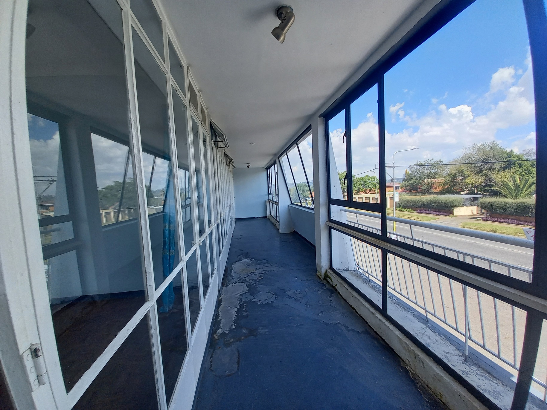 Charming 2 Bedroom Flat To Rent in Linden with Balcony & Security 426C