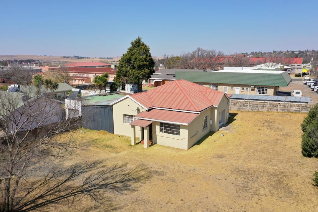 3 Bedroom House For Sale in Reitz for R950,000 ENT0145859