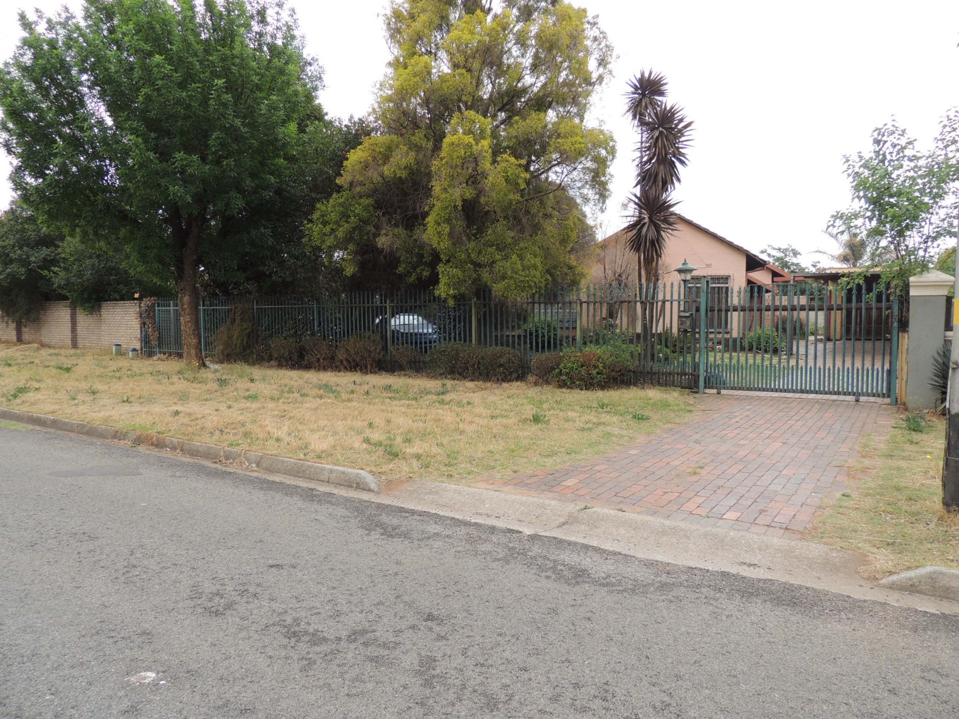 Property and houses for sale and rent in Dinwiddie, Germiston MyProperty