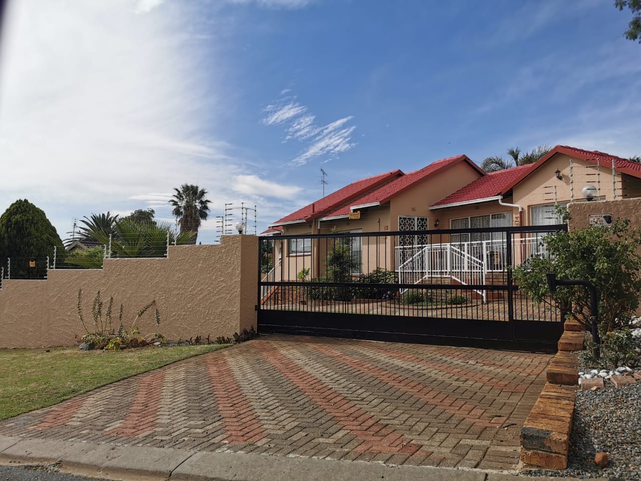 Property and houses for sale and rent in Mulbarton, Johannesburg