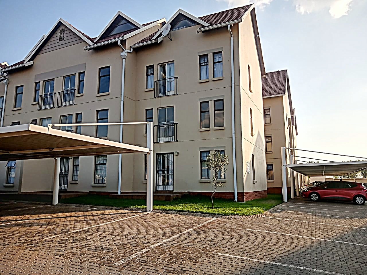 Summerfields Estate, Centurion properties and houses for sale 1 to 12