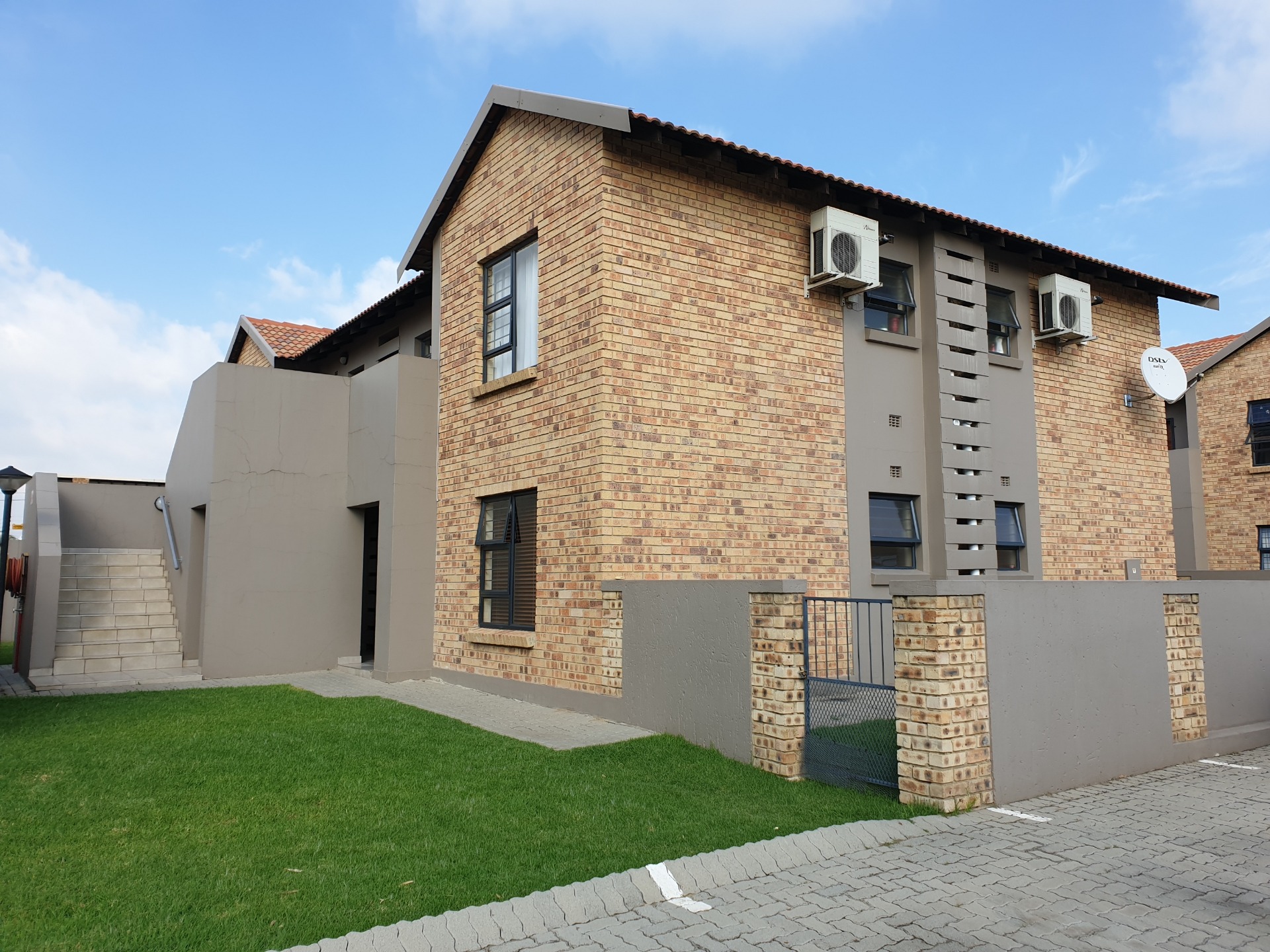 property-and-houses-for-sale-and-rent-in-new-market-park-alberton