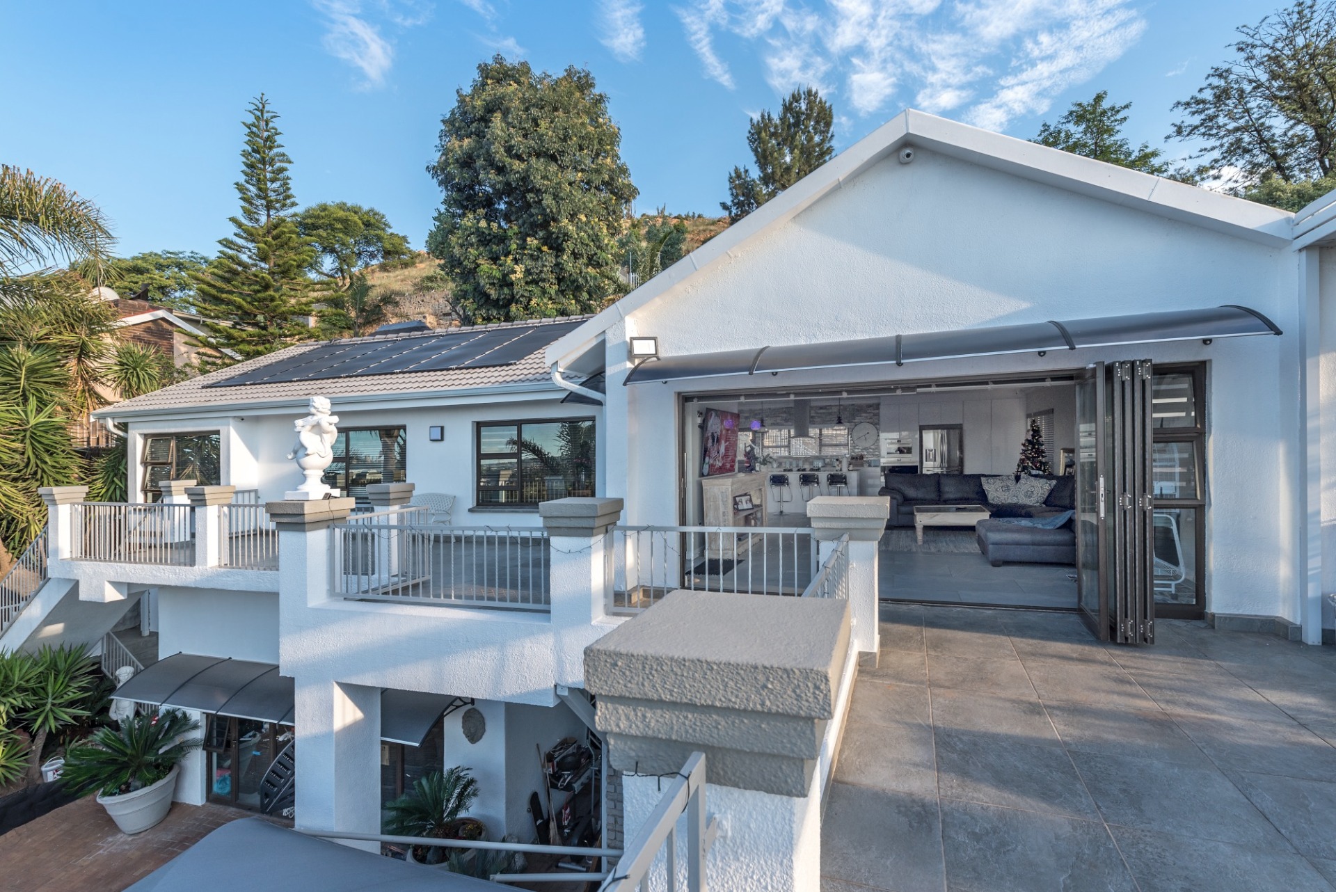 Sunnyrock Property property and houses for sale in Sunnyrock