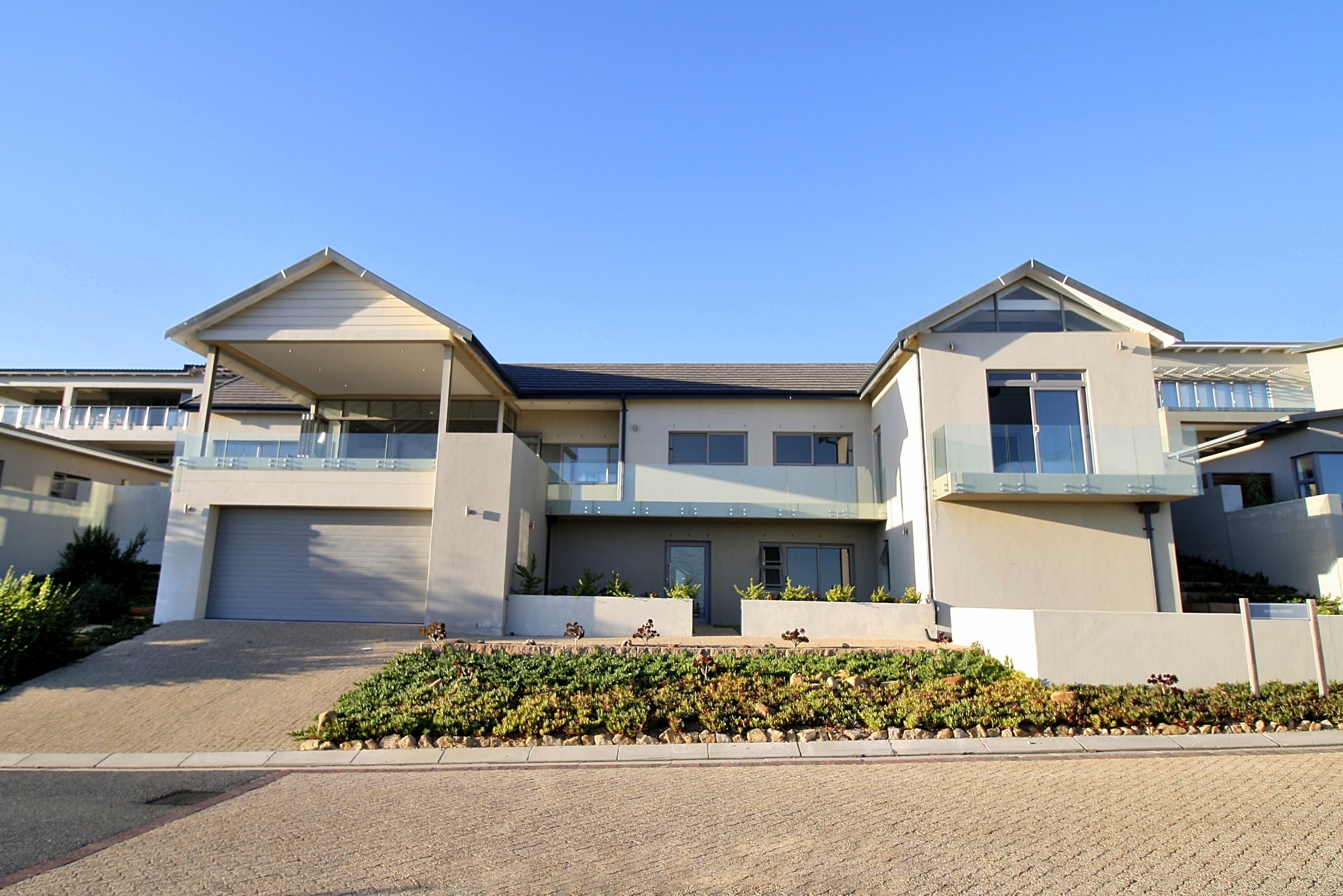 Stunning 4 Bedroom House For Sale in Fairhaven Country Estate 