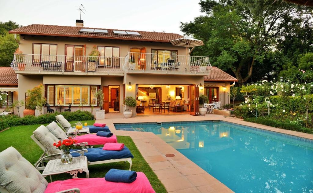 Luxury 4Star Guest House For Sale in Rivonia ENT0196252 MyProperty