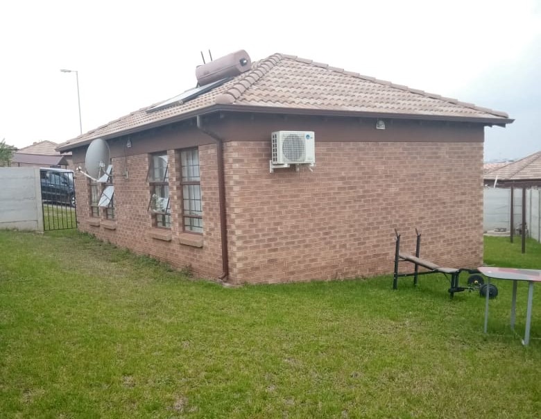 Thatch Hill Estate, Centurion properties and houses for sale 1 to 3 of