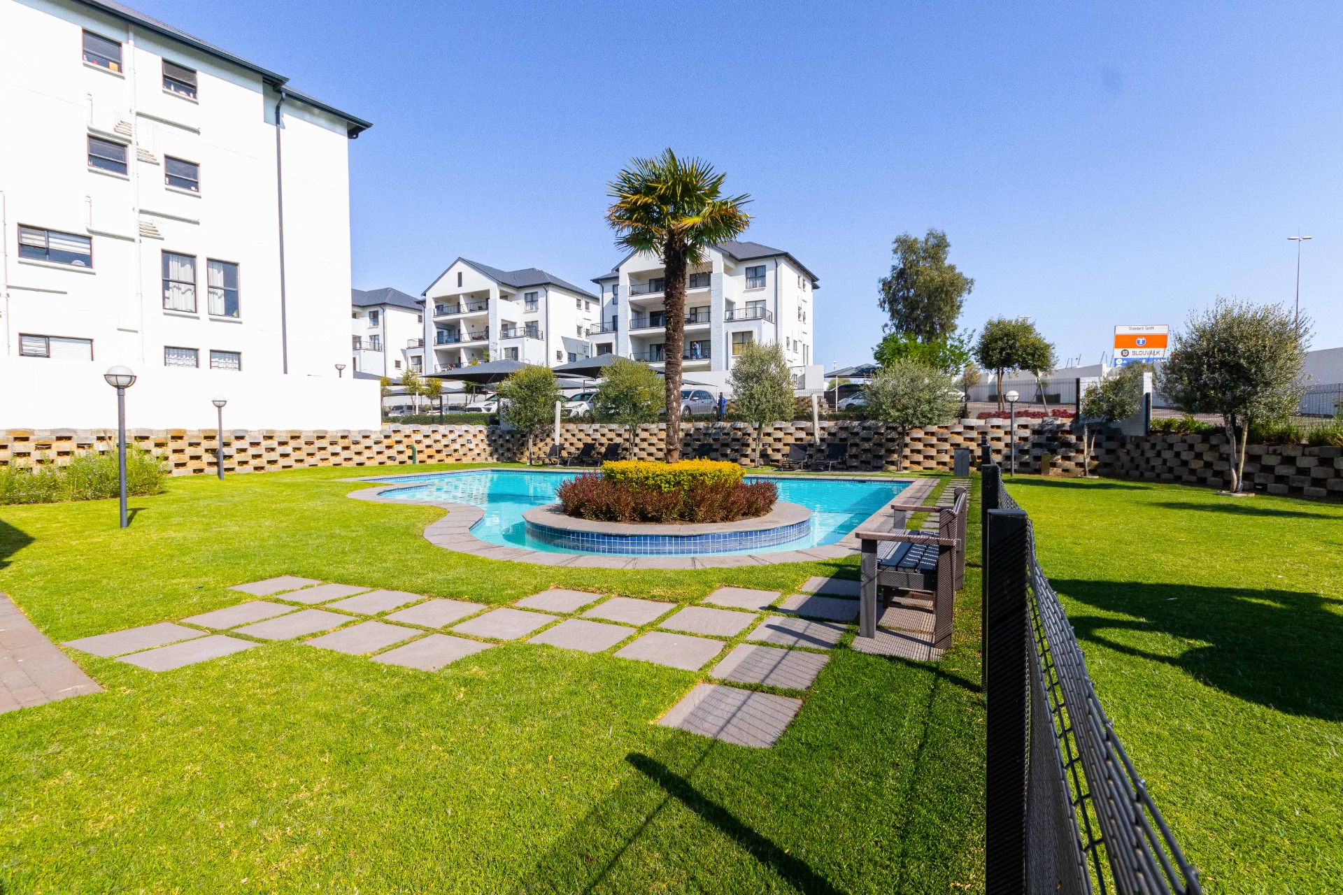 Stylish 3BED Apartment for Sale in Bryanston Lifestyle Complex 