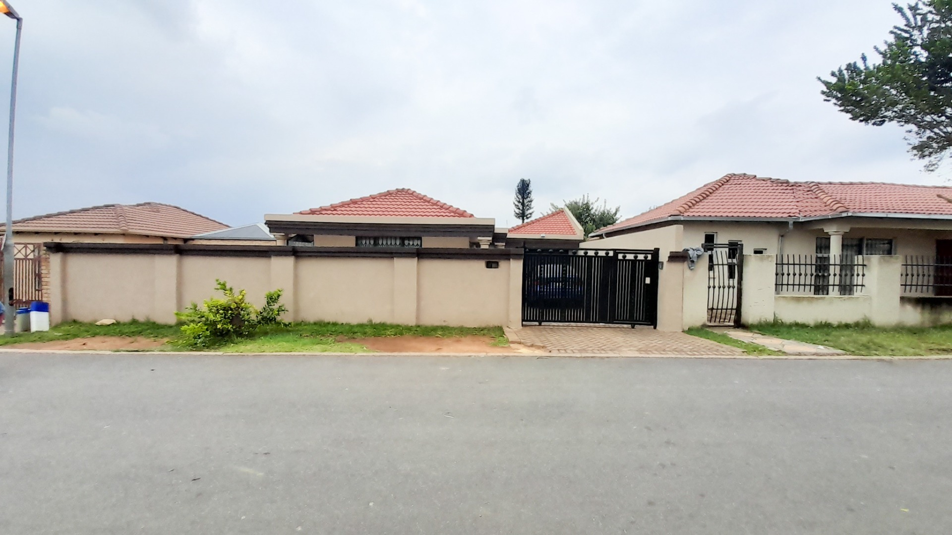 Renovated 3 Bedroom House for Sale in Goudrand ENT0220023 MyProperty