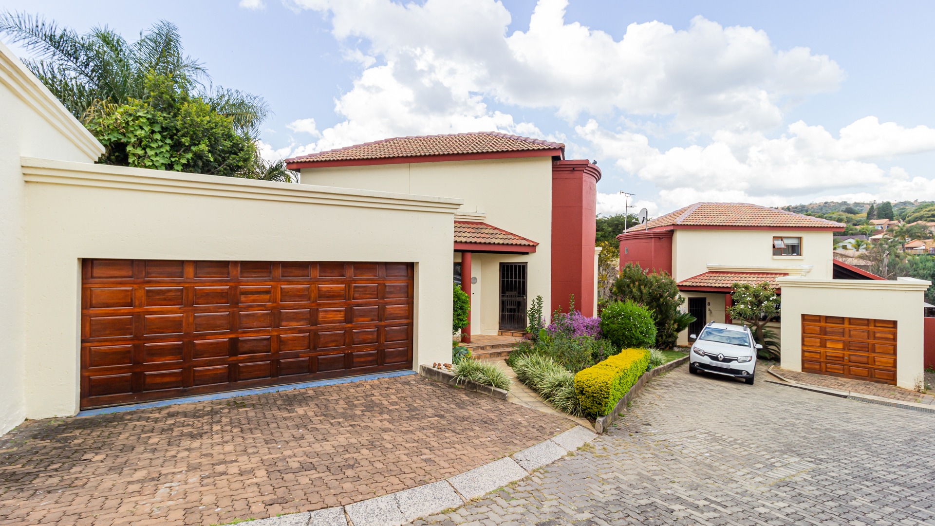 Spacious 3 Bed Townhouse To Rent in Boskruin with Mezzanine Living Area