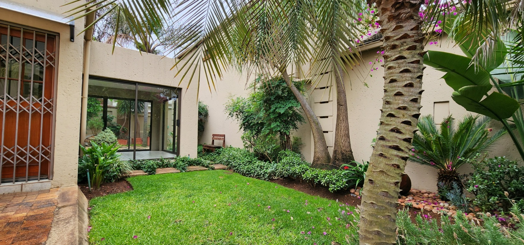 3 Bedroom House For Sale in Centurion Golf Estate ENT0232384 MyProperty