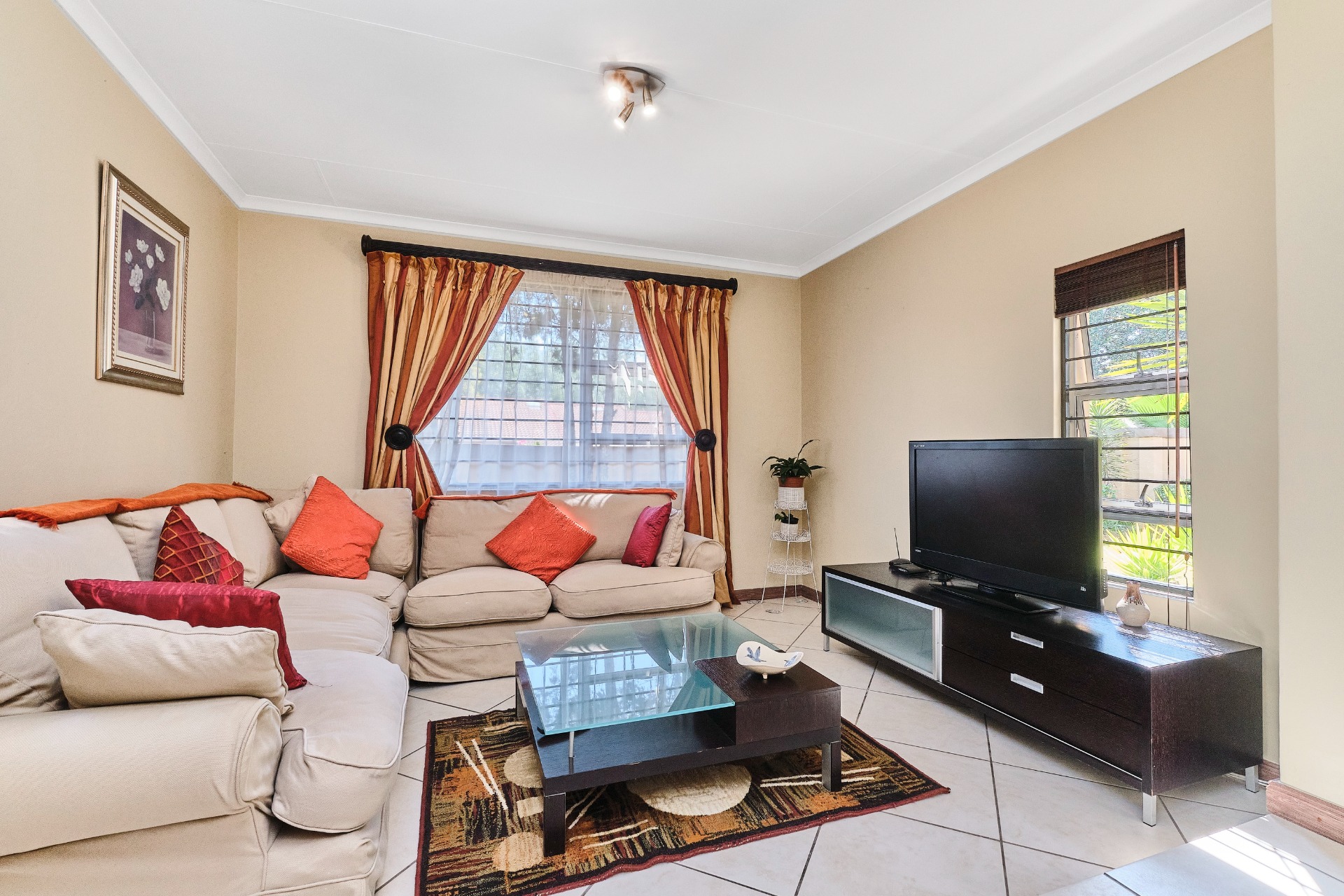 Bryanston Cluster For Sale Secure, Immaculate 4 Bed Family Home ENT0232391 MyProperty