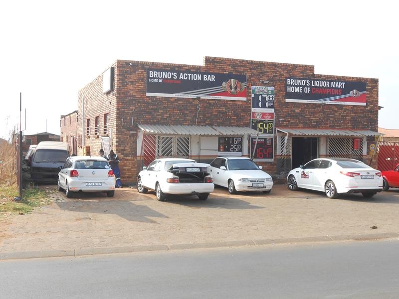 Lenasia Ext 10 Johannesburg Property For Sale And Rent MyProperty   ENT0232888 6 9368ac47 4917 470e Be8c B83818359f1d 