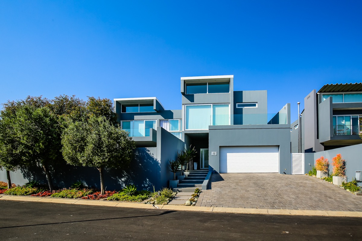 Luxurious Designer Home For Sale in Greenstone Hill, Thornvalley Estate ENT0233172 MyProperty