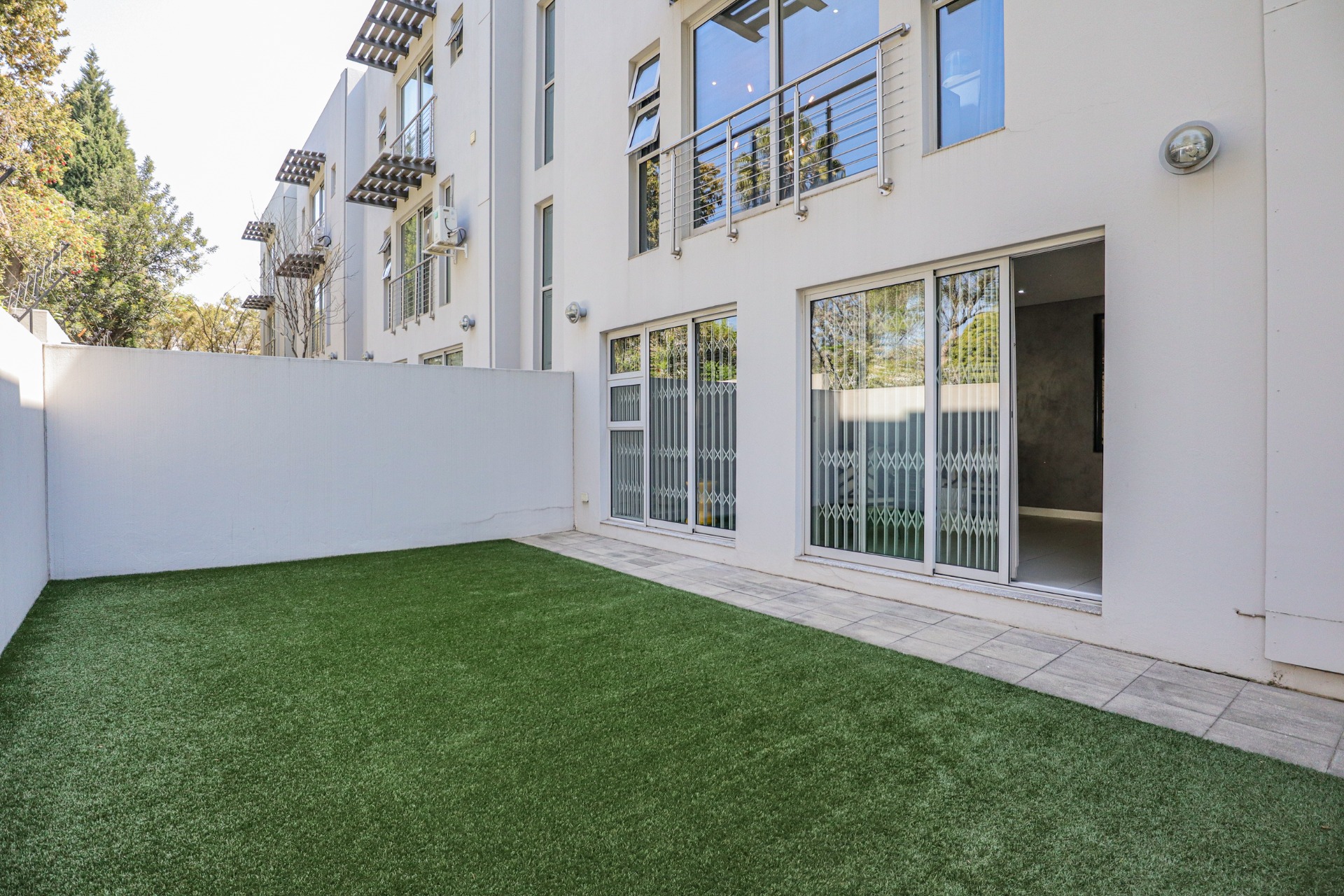 3 Bedroom House in Bryanston East, Sandton For Sale for R 3,995,000 