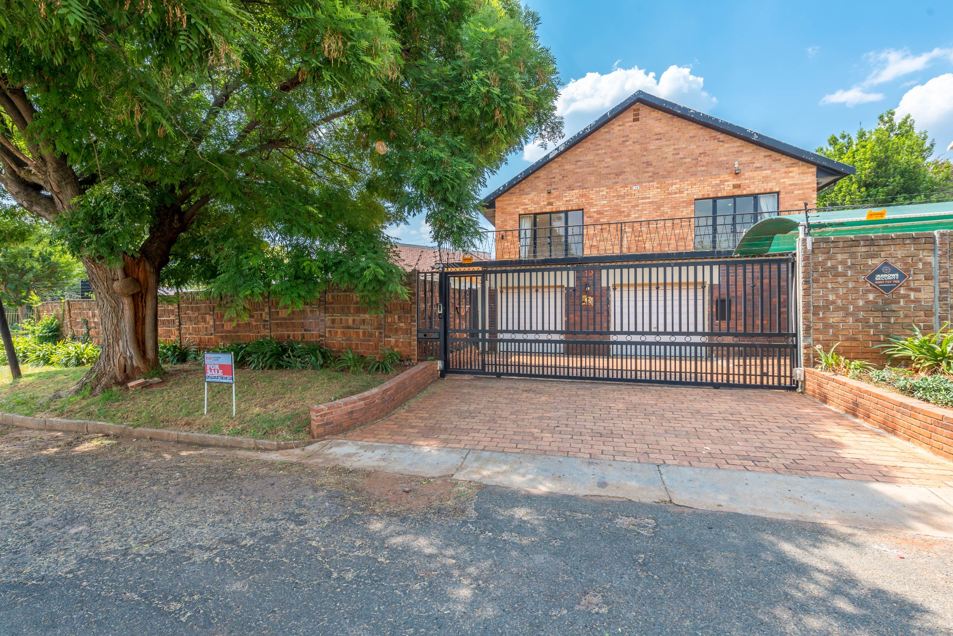 4 Bedroom House in De Wetshof For Sale R1,650,000 ENT0237245