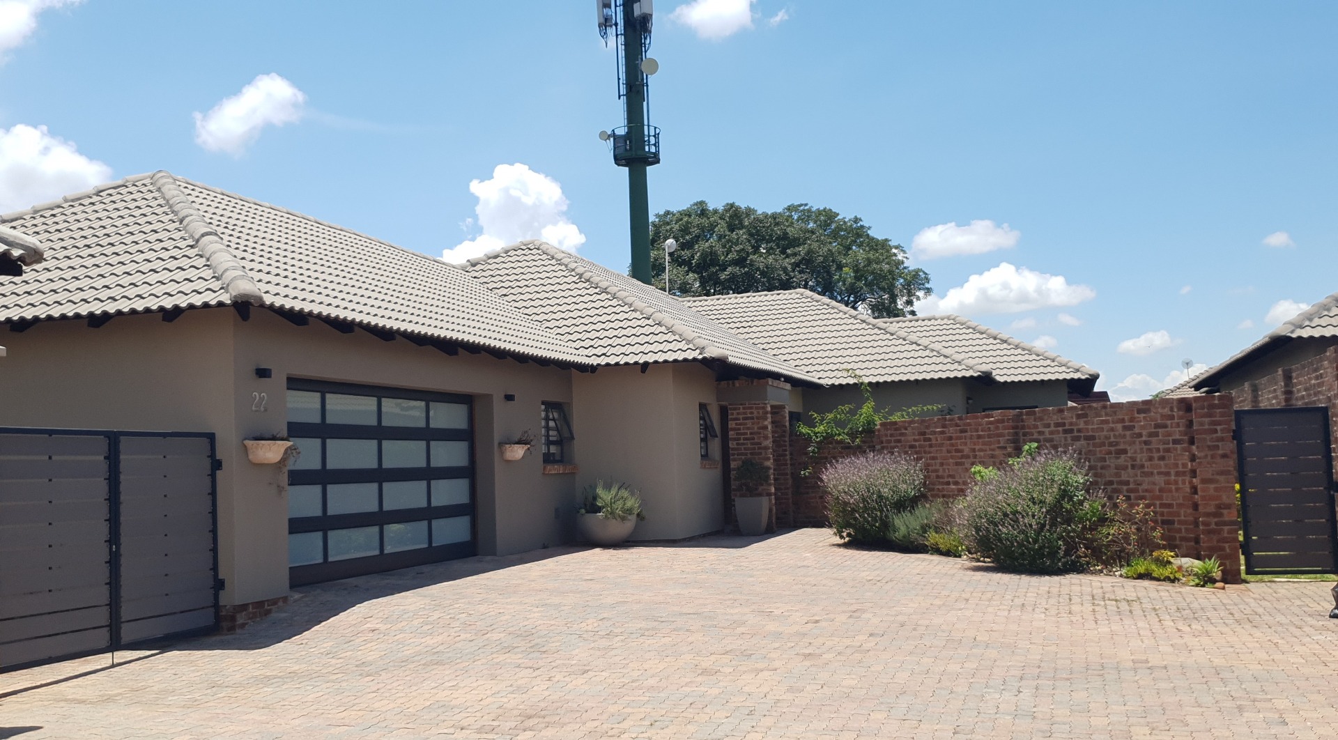 4 Bedroom House For Sale in Nelspruit Ext 14 ENT0239419 MyProperty