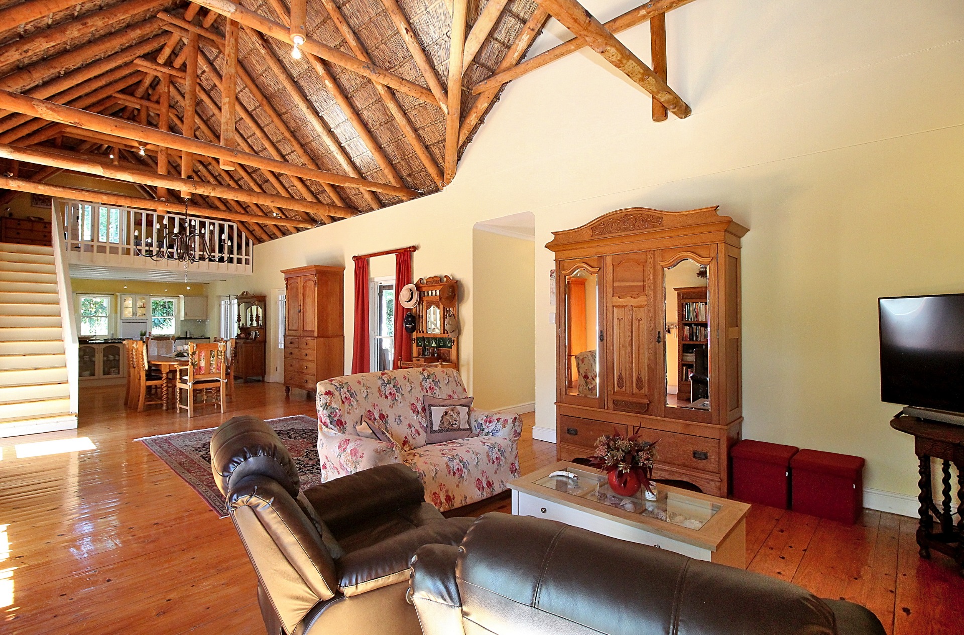 Charming Cape Dutch House for Sale in Natures Valley, Parkside Beauty 