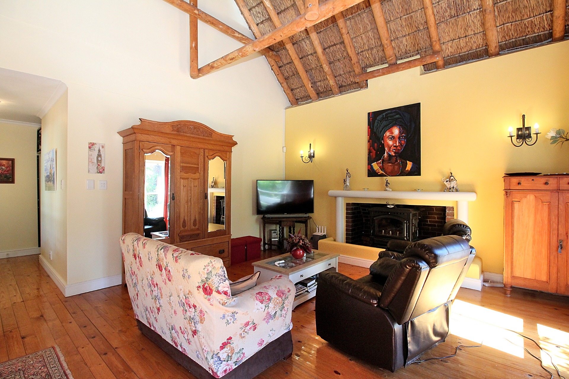 Charming Cape Dutch House for Sale in Natures Valley, Parkside Beauty 