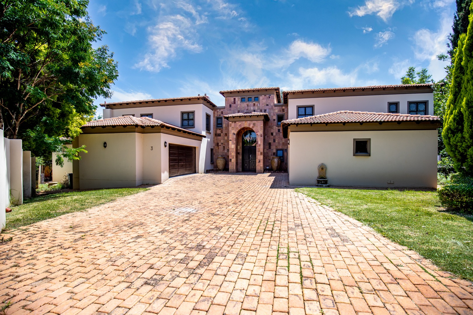 4 Bedroom House For Sale in Boardwalk Manor ENT0244397 MyProperty