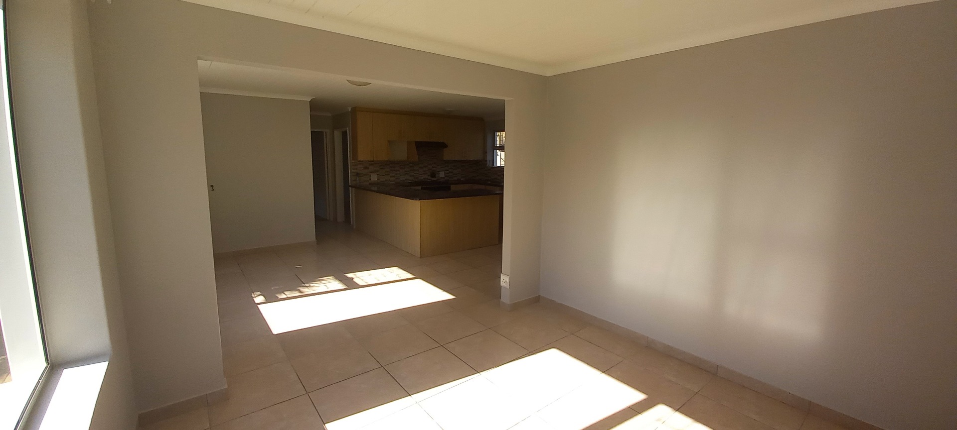 Stunning House For Sale in Anchorage Park with Separate Flat & Pool 