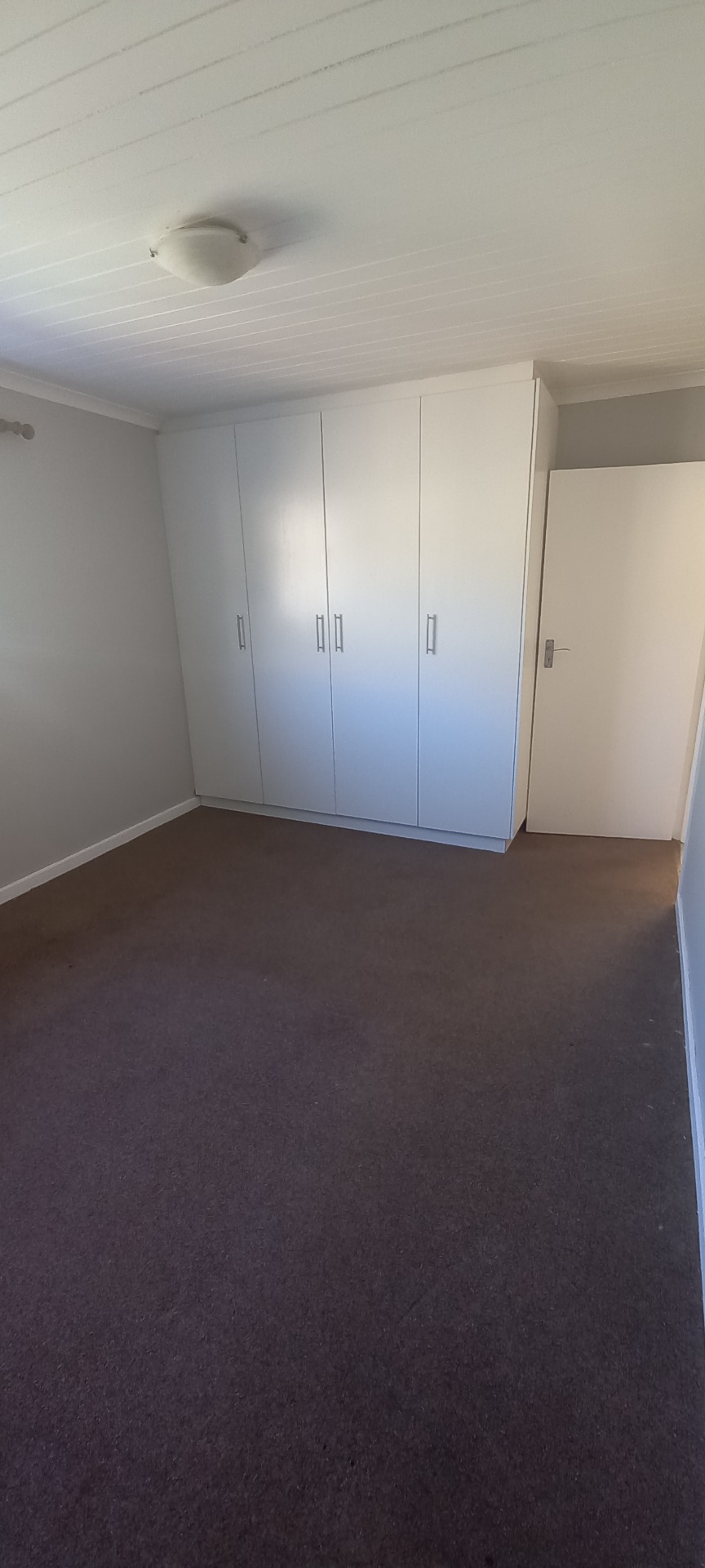 Stunning House For Sale in Anchorage Park with Separate Flat & Pool 