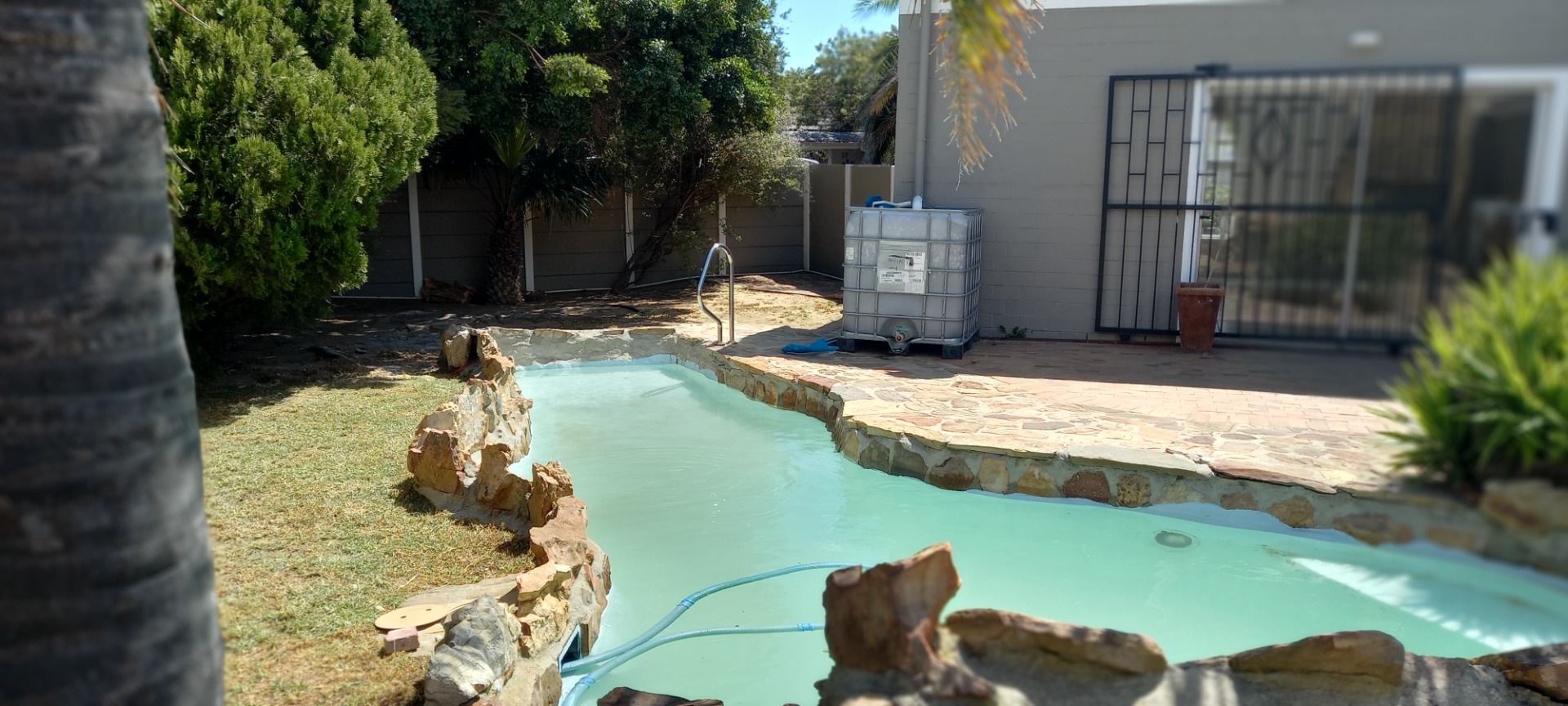 Stunning House For Sale in Anchorage Park with Separate Flat & Pool 