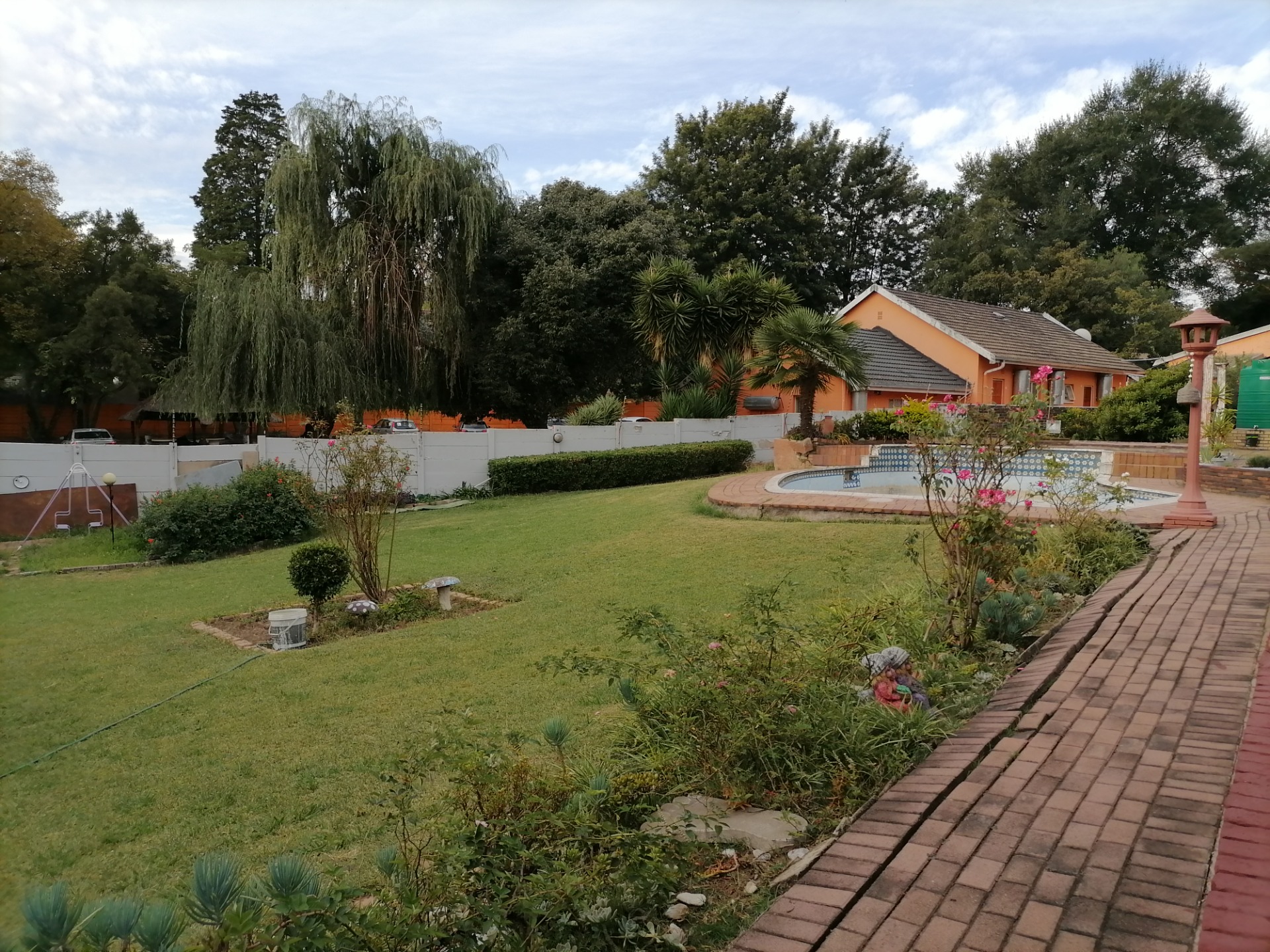 3 Bedroom House For Sale in Lombardy East ENT0246575 MyProperty