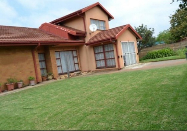 Spacious Double-Story House for Sale in Visagie Park, Nigel #ENT0250239 ...