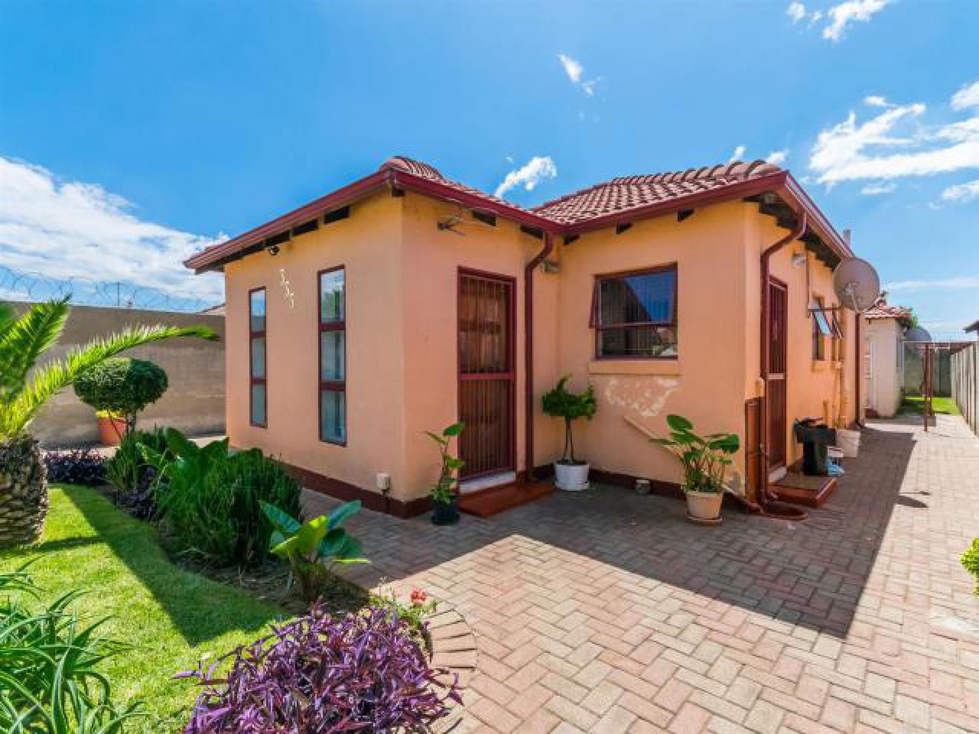 Goudrand Property property and houses for sale in Goudrand, Roodepoort MyProperty