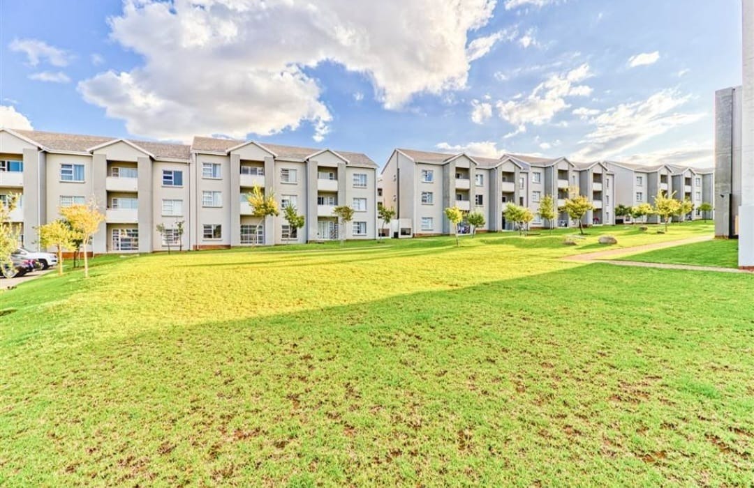 Blue Hills Property property and houses to rent in Blue Hills, Midrand