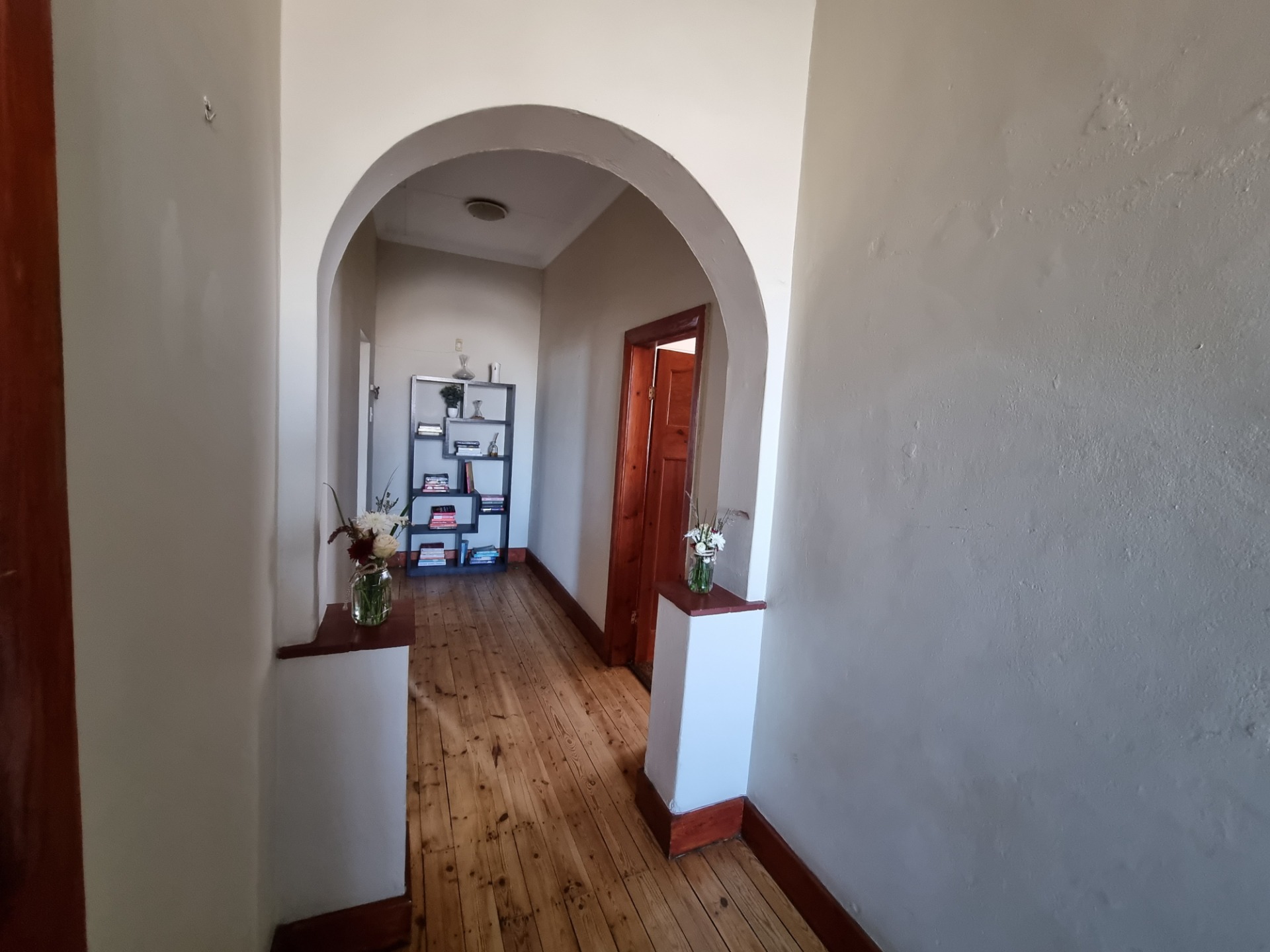 Spacious Oakdale House for Rent with Modern Features ENT0256109