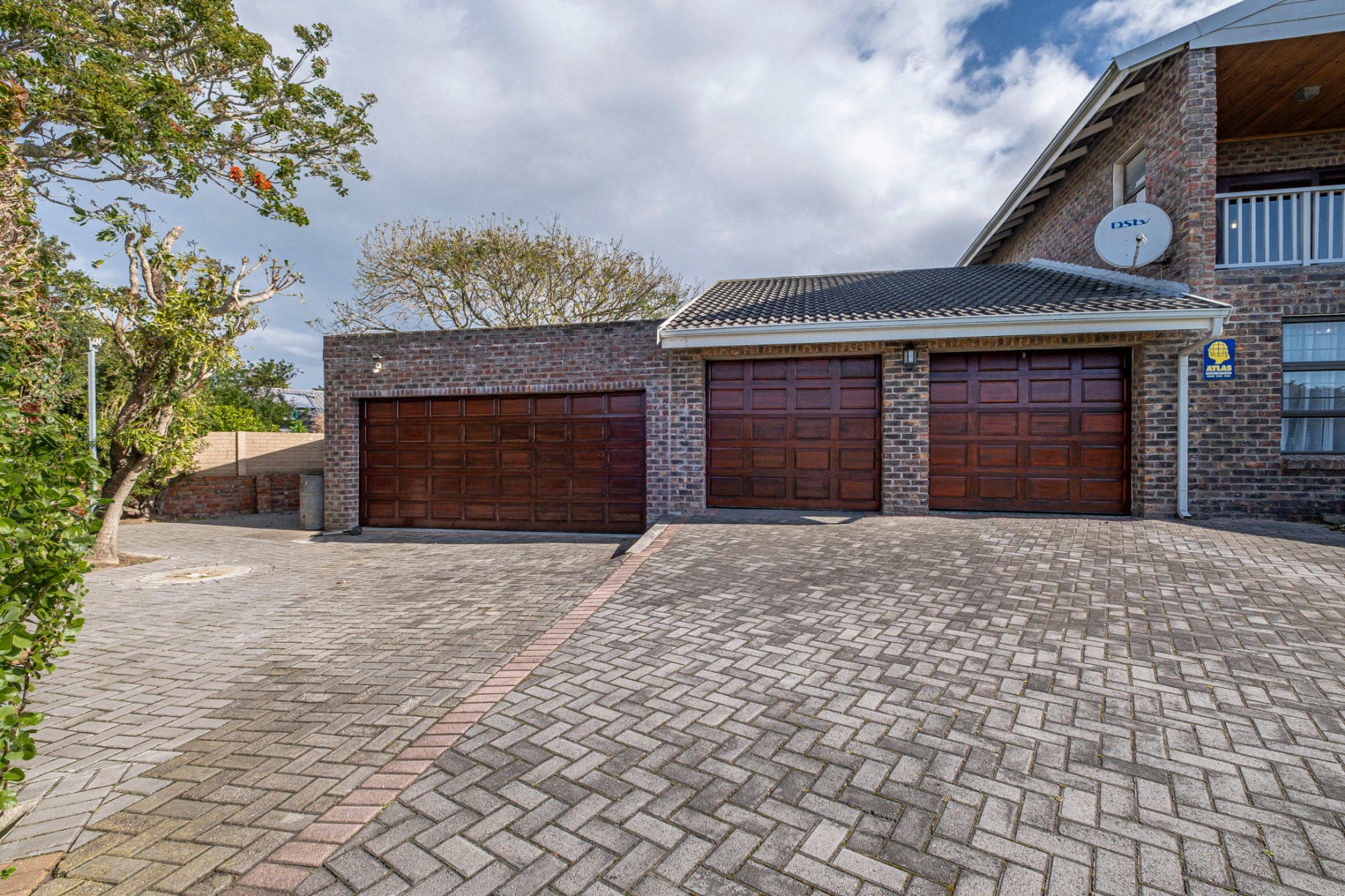 5 Bedroom House in Miramar, Port Elizabeth Sold for R 2,650,000 ENT0256791