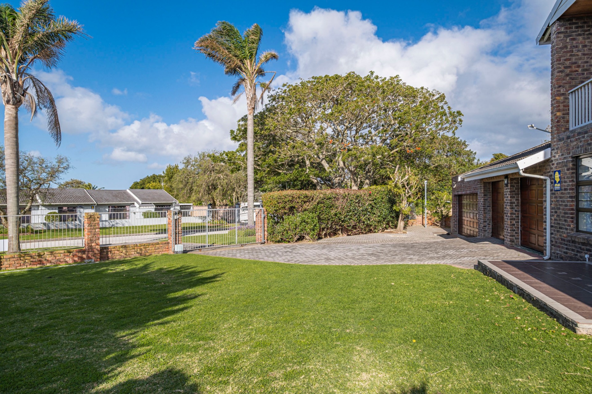 5 Bedroom House in Miramar, Port Elizabeth Sold for R 2,650,000 ENT0256791