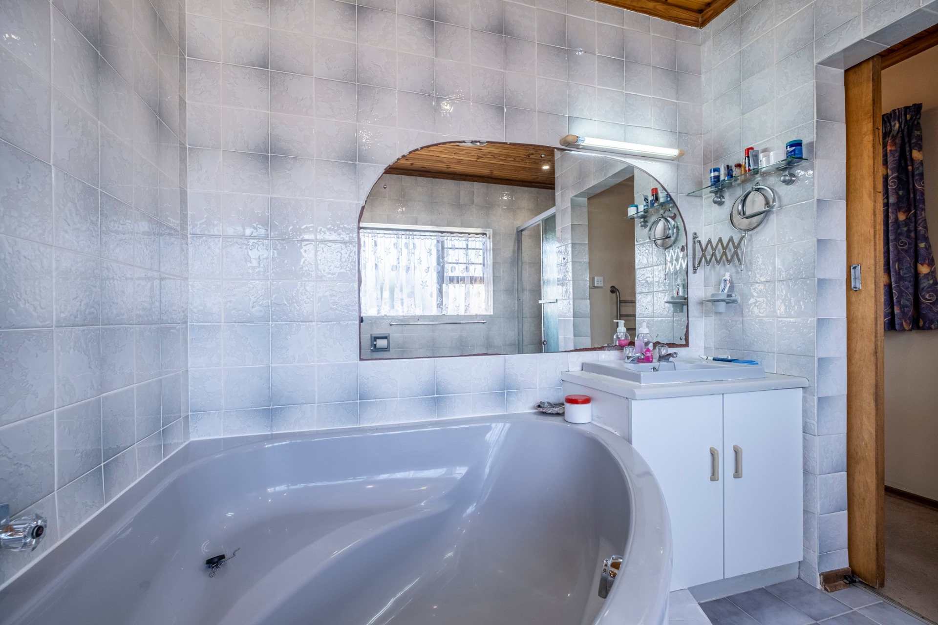 5 Bedroom House in Miramar, Port Elizabeth Sold for R 2,650,000 ENT0256791