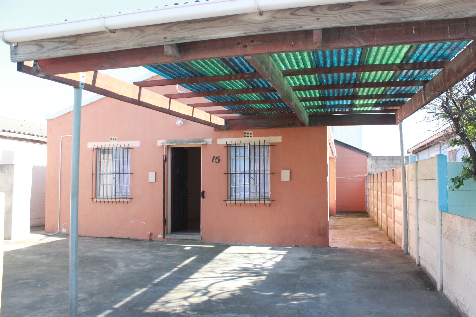 Charming 3Bedroom House for Sale in New Woodlands, Mitchells Plain 