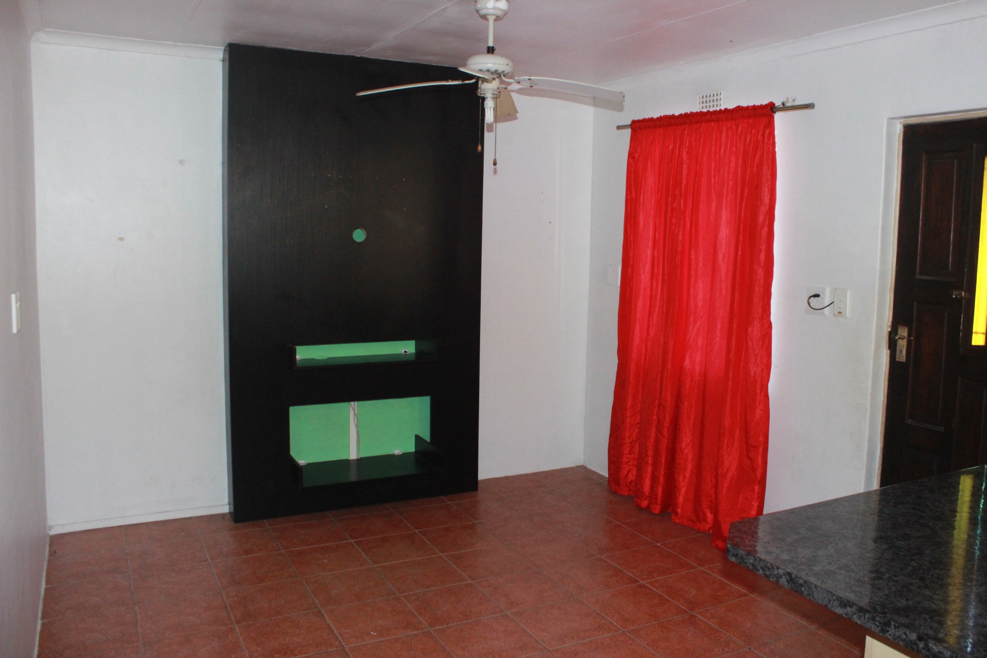 Charming 3Bedroom House for Sale in New Woodlands, Mitchells Plain 