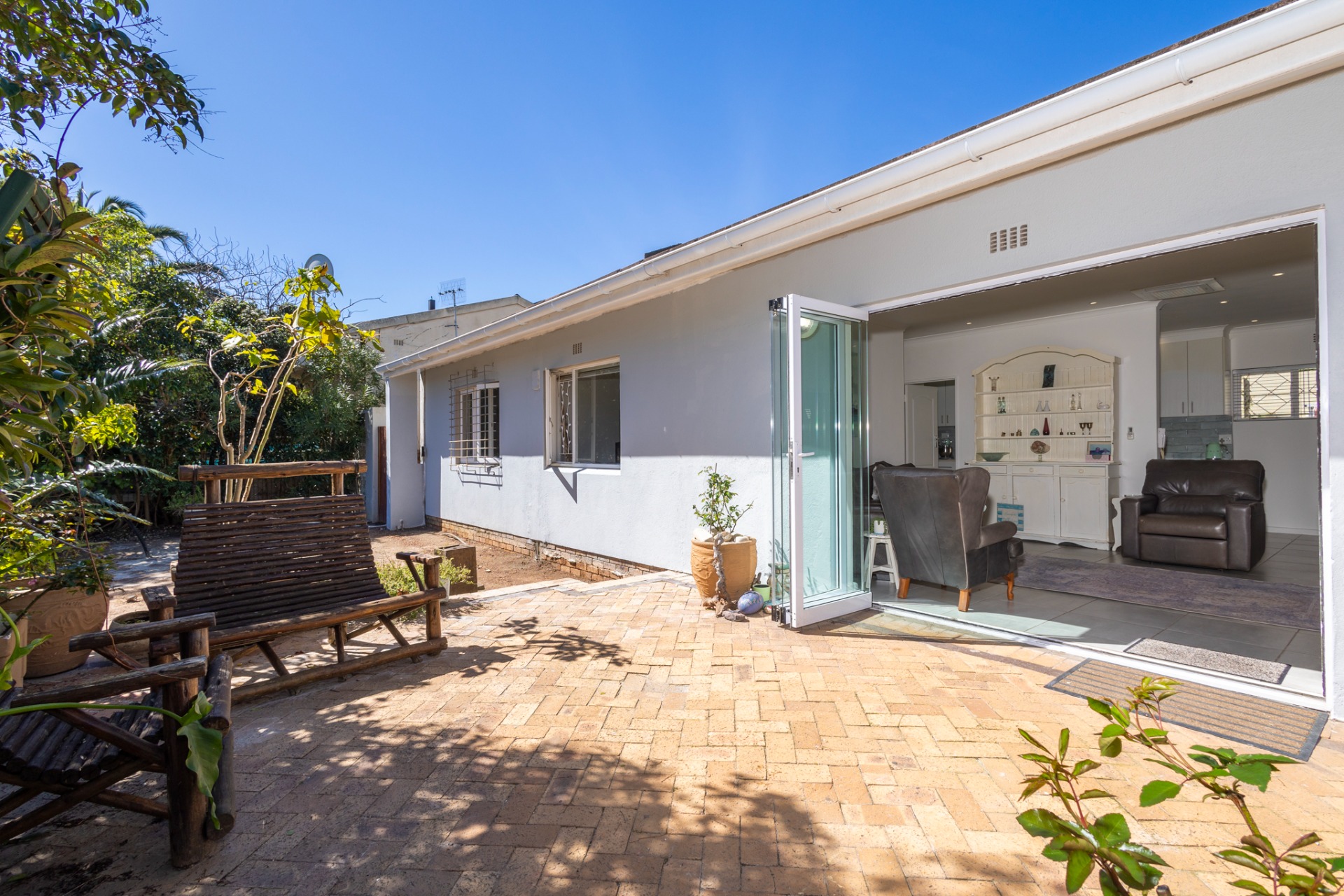 Renovated 3Bedroom House for Sale in Kenridge, Quiet CuldeSac ENT0259249 MyProperty