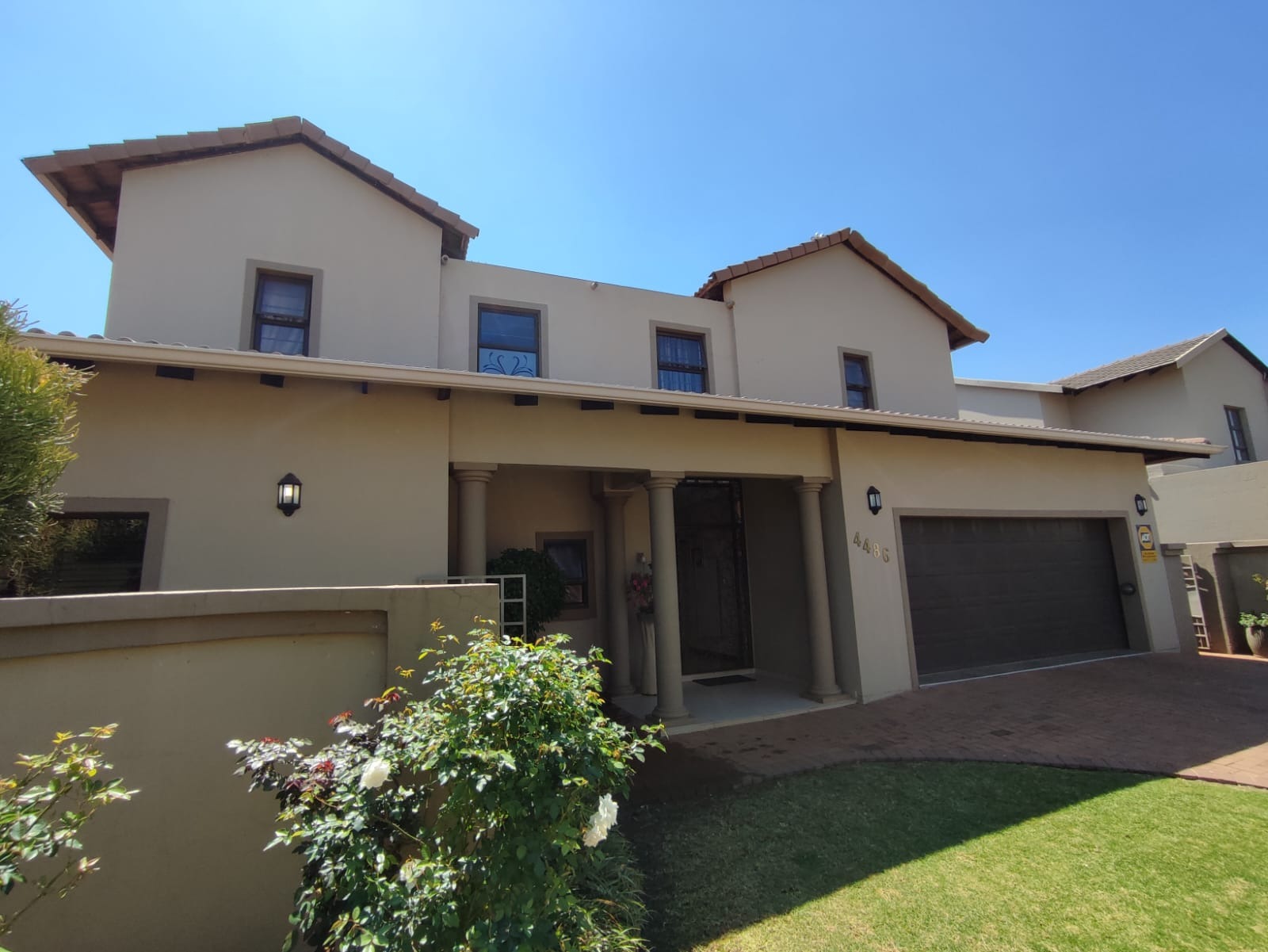 Eldo Village Estate House for Sale Luxurious Family Living at its